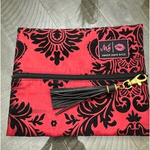 New Makeup Junkie Bag